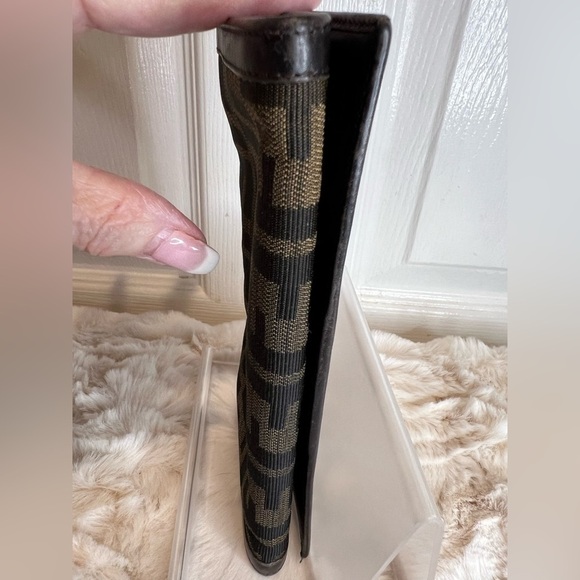 FENDI ZUCCA CANVAS SIGNATURE CONTINENTAL LEATHER LONG WALLET - Picture 6 of 16